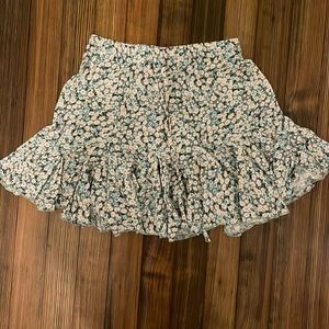 Aeropostale floral pattern skirt